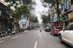 Cần nhượng lại căn nhà mặt phố long biên 1. mặt tiền rộng, kinh doanh siêu đỉnh