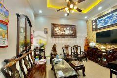 Đại gia bán nhà tt quận hoàng mai, 5t 60m2, nội thất ai vào cũng hiểu chủ nhà giá 6 tỷ 9