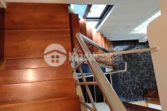 Bán nhà trung tâm mỹ đình dt 40m2 mặt tiền 7m có thể vừa ở vừa cho thuê đầy đủ nội thất