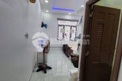 Bán nhà 1 xẹt đường 3 tháng 2, quận 10, 5 tầng, 50m2, chỉ 5 tỷ hơn