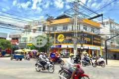 Bán đất tặng nhà nằm ngay mặt tiền 16m tại long hòa, cần đước, nở hậu 445m2, nhà đang cho thuê 30tr