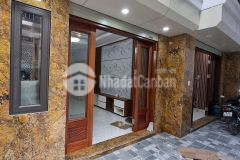 Bán nhà mới xây đẹp phố nguyễn hoàng, thấy là mê luôn, dt 40m2,5 tầng