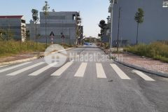 Bán đất huyệnthuận thành bắc ninh 90m2, mt 6,7m, ô tô, ngã 4 trung tâm thị trấn hồ