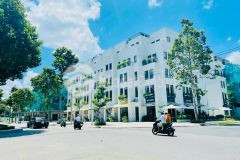 Bán đất nền đẹp 94.5m2 đường chính thông ra lê hồng phong giá 2.33 tỷ vị trí đẹp ngay khu hành chính