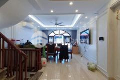 Nhà đẹp 11 tầng phố dương khuê nội thất tiền tỷ đẹp lung linh, sàn 65m18.5 tỷ