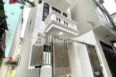 Cần bán gấp căn nhà ngõ gốc đề hoàng mai.