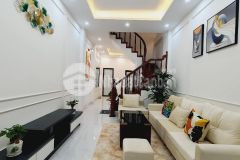 Bán nhà đình thôn 3.6 tỷ, 34m2, mt 4.3m, lô góc, gần ô tô