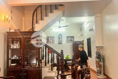 Bán nhà mặt phố đê la thành, quận đống đa, 60m2, 4t, mt4.5m, nhỉnh14 tỷ.