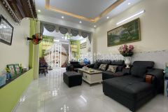 Bán nhà mặt tiền 83m 4 tầng hà đặc p trung mỹ tây q12 chỉ 9.7 tỷ tl