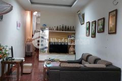 Bán nhà 4t giang biên, nhà đẹp dân xây, ô tô đỗ cổng,gần nhiều tiện ích, giá rẻ.