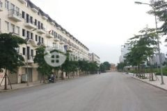 Kđt đô nghĩa, ô tô vào nhà, giá nhỉnh 2 tỷ.