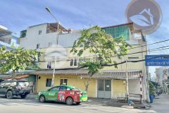 Căn góc 1 lầu góc 2 mt đường số lý phục man, q7