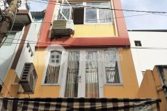 Bán nhà ngã tư mk,quận 9, 70m2, 3 tầng chỉ 6 tỷ