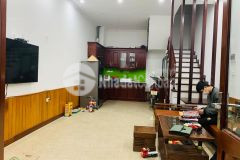 Bán nhà ngã tư sở, ngõ thông, 2 thoáng, ô tô vào nhà. giá như bèo 6.2 tỷ.