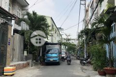 Chỉ với 4.6 tỷ còn thương lượng có ngay căn nhà 80m2, hẻm 7m hương lộ 2.