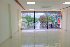 Bán nhà mặt phố xuân thủy cầu giấy, 102m2 8t tm, kd sầm uất, giá 55 tỷ.