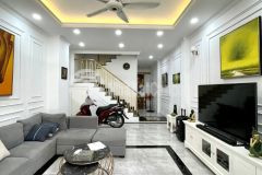 Bán nhà hiệp bình chánh thủ đức, ô tô đỗ cửa, 72m2, 3 tầng btct.