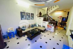 Chính chủ cần bán căn nhà mới, đẹp, 4 tầng, dịch vọng hậu, giá hợp lý