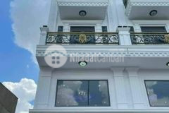 Nhà bán đường lê văn quới 4mx20m đúc 1 lửng 3 lầu