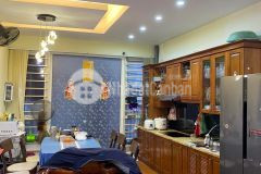 Chính chủ cần bán gấp nhà đê la thành, ngõ đẹp, ô tô, 38m, 4t, giá 4 tỷ