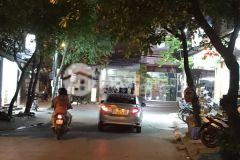 Cần bán nhà trần phú hà đông phân lô vỉa hè ô tô tránh dừng đỗ kinh doanh dt 35m2, mt 4m,gía 5 tỷ 85