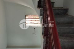 Hoàng hoa thám, ba đình dt42 m2, nhà 4 tầng, giá nhỉnh 4 tỷ.