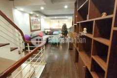 Cần bán gấp nhà phố tân mai 45m 5 tầng kinh doanh ô tô đỗ cửa 6 tỷ8