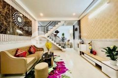 Bán gấp nhà hồ bá kiện, quận 10, 5 tầng, full nội thất, giá rẻ