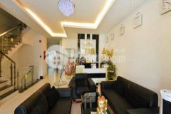 Bán nhà 1 trệt 1 lầu hẻm 532 trần phú, hướng đông bắc.