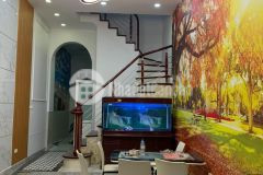 Nhỉnh 80trm2 có nhà thái hà ngõ ba gác cách phồ 50m, cam kết thông tin thật.