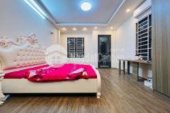 Bán nhà phố dương quảng hàm, quan hoa, 2 mặt thoáng nhà đẹp, dt 48 m2, 4t, 4.6 tỷ