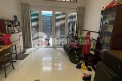 Nhà 1 xẹt tô hiến thành, quận 10, 4t, xe tải đổ cổng