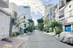 Bán nhà trệt lửng mt đường số 49 phường tân quy q7. dt 4.4x20m. giá 12.45 tỷ