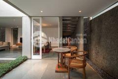 Bán nhà mặt phố doãn kế thiện. lô góc, 50m2, mặt tiền 5,6m, 11 tỷ.