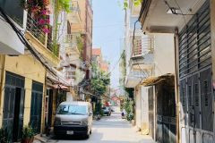 Hiếm bán nhà nguyễn hoàng tôn khu phân lô lô góc oto. 50m2 x 4t giá 7.9 tỷ