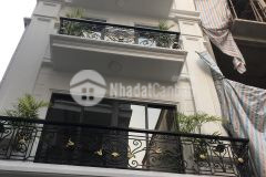 Chỉ nhỉnh 3 tỷ có ngay căn nhà việt hưng 5 tầng mới khang trang.