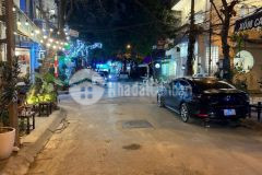 Bán nhà gấp hàng hiếm ngọc thụy long biên 42m 4 tầng giá 3,4 tỷ nhà mói xây