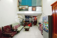 Bán đất tặng nhà đ. giáp bát, ngõ rộng, gần ô tô, giá đầu tư 2.8 tỷ.