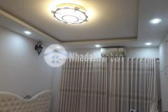 Nhà bán quận 11 hẻm ôtô, cực rẻ, 60.5m2, 5 phòng, tặng nội thất