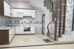 Nhà mới 5 tầng nguyễn đình hoàn 30m2 3.95 tỷ