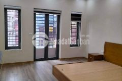 Bán nhà ngõ 56517 lạc long quân, ô tô tránh, 20 phòng cho thuê dt 100m7 tầng19.1 tỷ