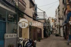 Bán nhà mới xây 3lầu có sân thượng chill,cmt8,q10,sổ vuôngđẹp gần 40m2,hẻm ba gác,hơn 5 tỷ