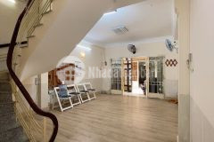 Bán nhà sát đại học hồng bàng, q. bình thạnh, dt 50m2, 3 lầu btct.