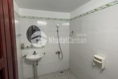 Nhà kiệt ô tô phạm thị liên, kim long. chỉ cách đường chính 30m