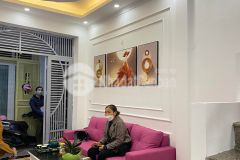 Bán nhà ngã tư sở, dân xây, 15m ra ô tô, full nội thất, chỉ 3 tỷ.