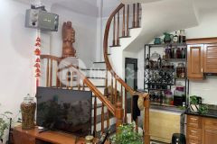 Bán nhà riêng nguyễn văn cừ 46m x 5 tầng, mt 6m.