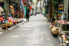 Bán gấp nhà mặt phố cự lộc, kinh doanh sầm uất, gần royal, 56m2, 4t, mt 4.6m, nhỉnh 11 tỷ