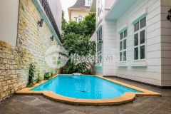 Bán biệt thự thảo điền khu compound, có diện tích 20x20m, 3 lầu, 4pn, hồ bơi