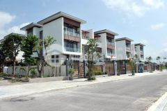 Cần bán biệt thự 300m2 phương đông vân đồn rẻ nhất phân khúc