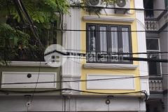 Mặt ngõ nở hậu giải phóng cần bán 30m 5 tầng giá 3.8 tỷ.